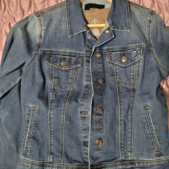 Jean and jacket set - Picture 2 of 3